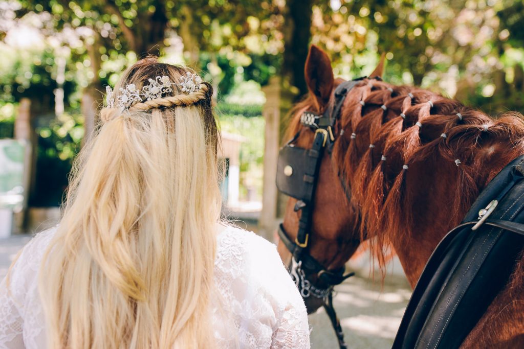 Elopement Casamento Sintra-Lisboa Noiva e cavalo coma mesma transa