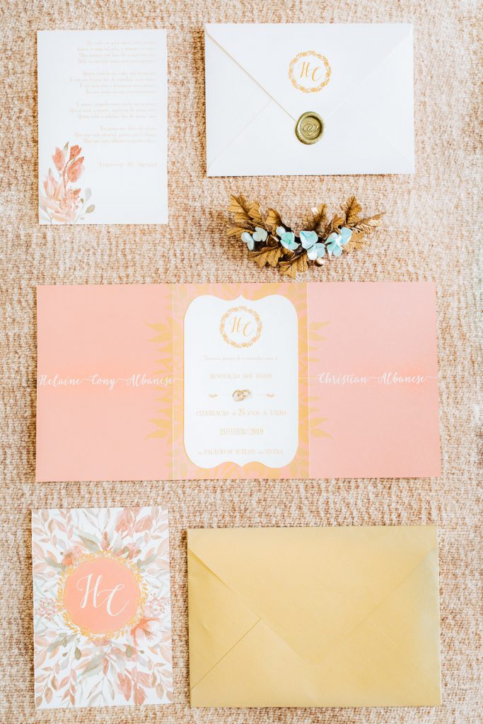 convite para casamento em tons rosas