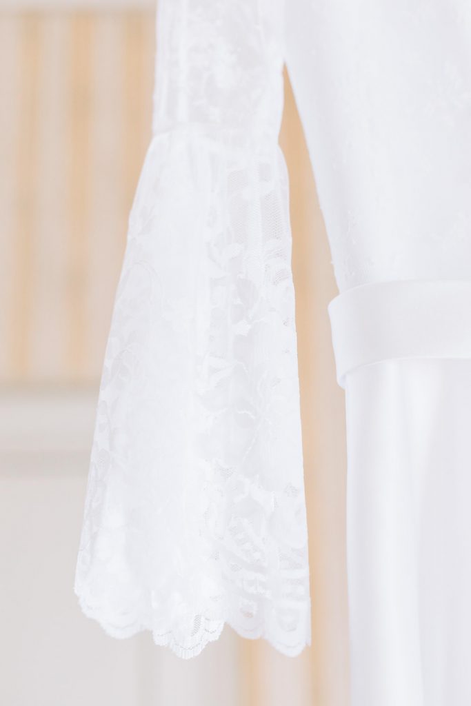 detalhe da manga do vestido de luxo