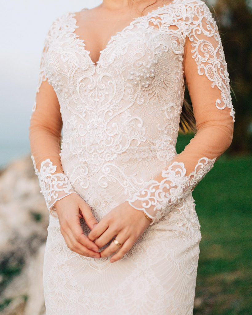 Elopement Alma lisboeta em Lisboa detalhes do vestido