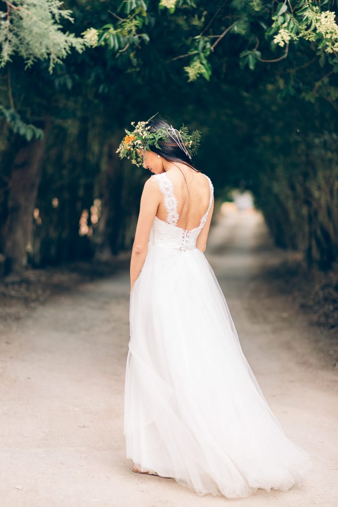 elopement boho quinta de alcube noiva de costas