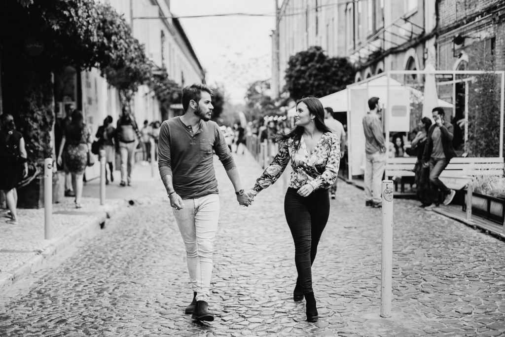 ensaio urbano lx factory lisboa Casal passeando pelas rua