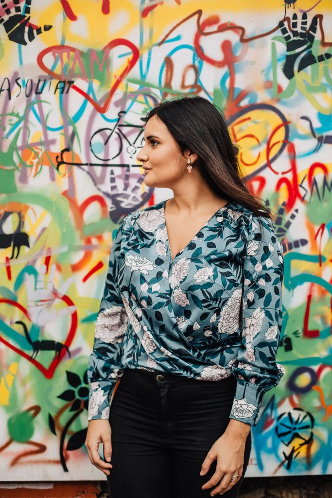 ensaio urbano lx factory lisboa retrato feminino no fundo com grafite