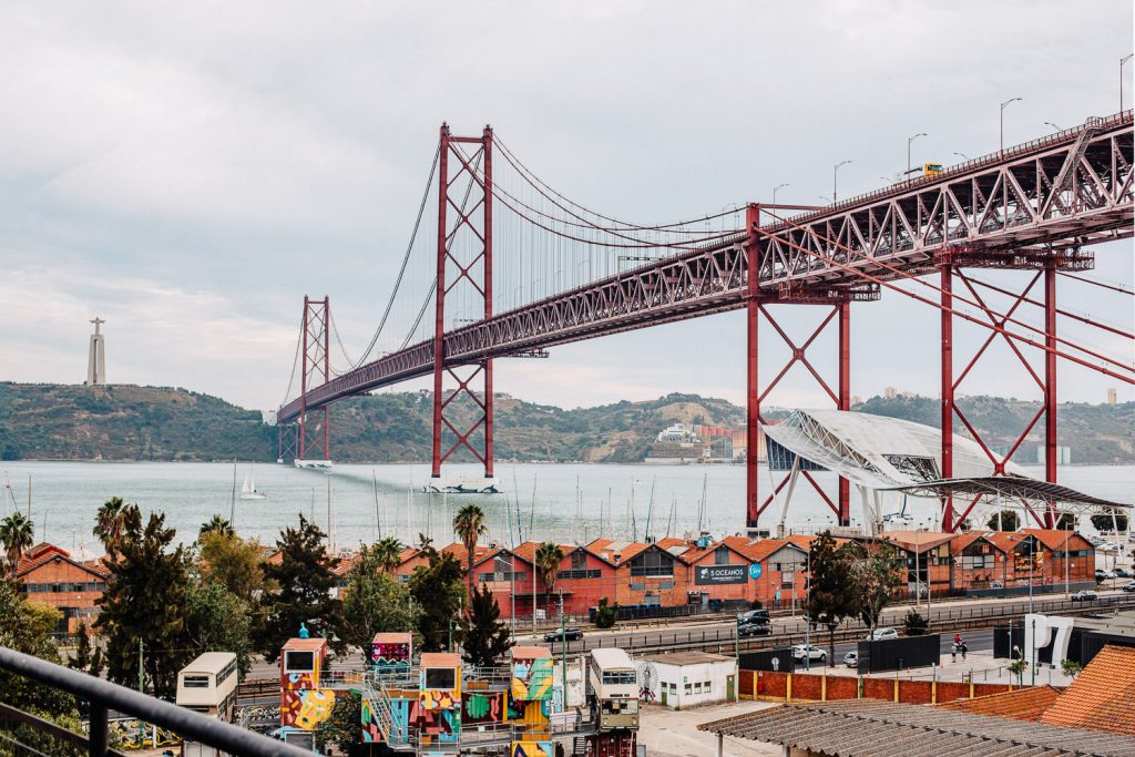 ensaio urbano lx factory lisboa ponte 25 de Abril