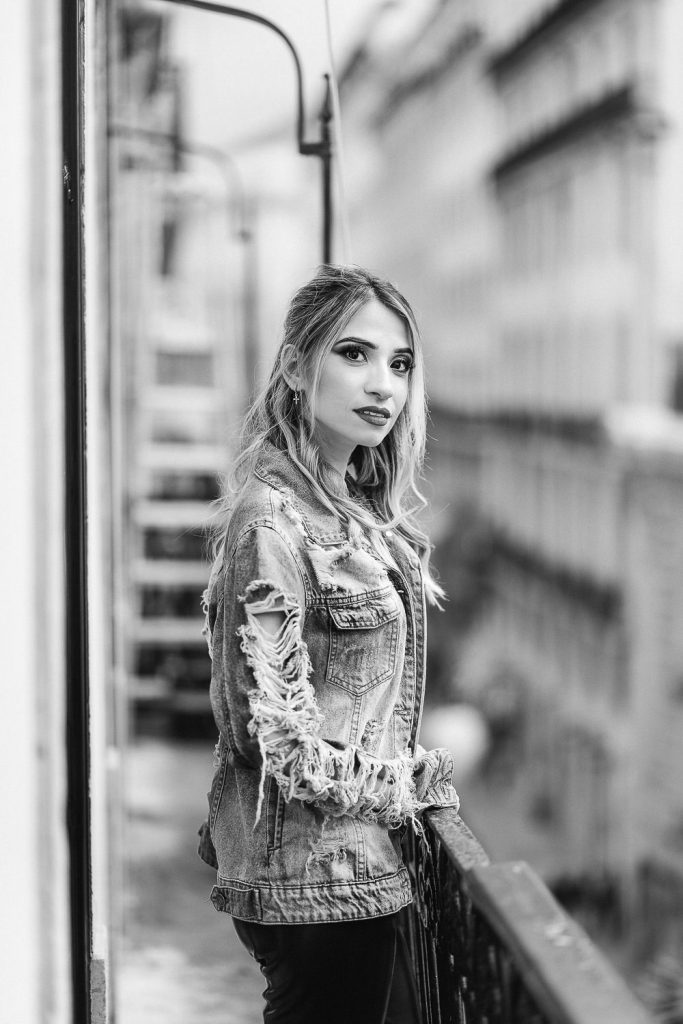 retrato feminino no chiado